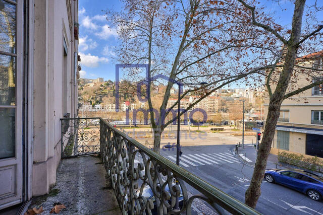 Vente Appartement 4 pièces 130 m² LYON 69002