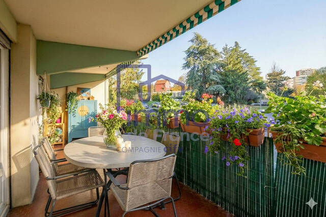 Vente Appartement 3 pièces 77 m² Sainte-Foy-lès-Lyon 69110