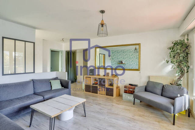 Vente Appartement 3 pièces 77 m² Sainte-Foy-lès-Lyon 69110