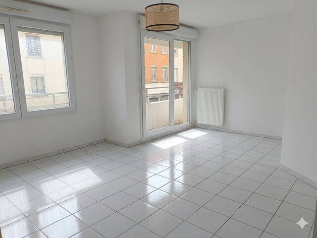 Location Appartement 3 pièces 66.3 m² Villeurbanne 69100