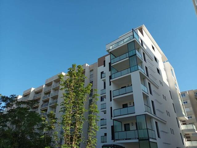 Rent Apartment t4 89 m² Lyon 8e Arrondissement 69008