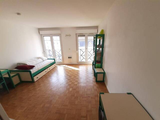 Location Appartement studio 1 pièce 26 m² Lyon 7e Arrondissement 69007 LYON 7