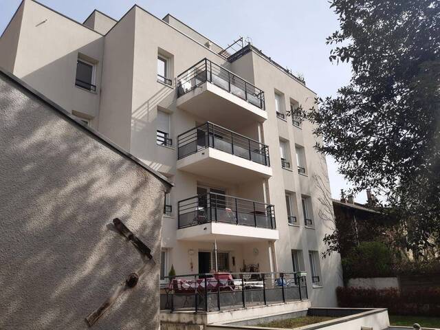 Location Appartement t1 28 m² Lyon 8e Arrondissement 69008 LYON 8