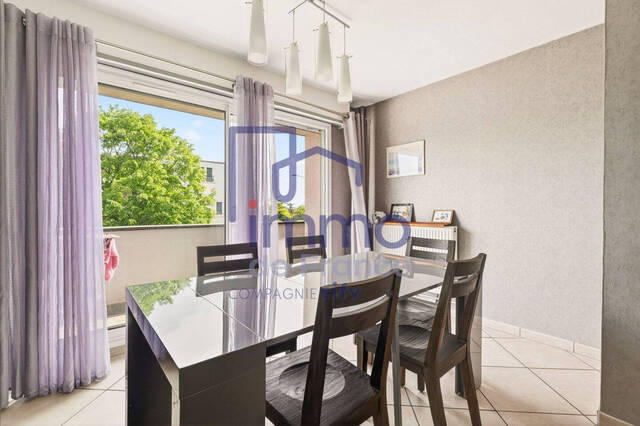 Vente Appartement 5 pièces 95 m² Vénissieux 69200