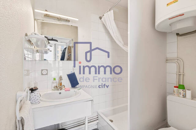 Vente Appartement 1 pièce 23.7 m² Lyon 8e Arrondissement 69008