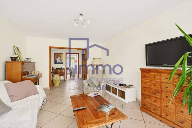 Vente Appartement 5 pièces 95 m² Vénissieux 69200