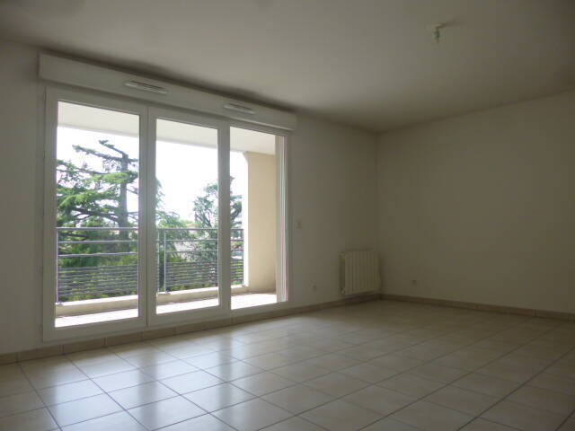Location Appartement t3 65 m² Vénissieux 69200