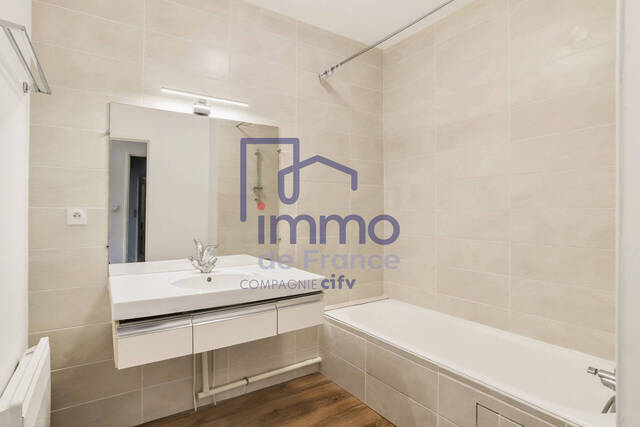 Sale Apartment 2 rooms 69.4 m² Lyon 5e Arrondissement 69005