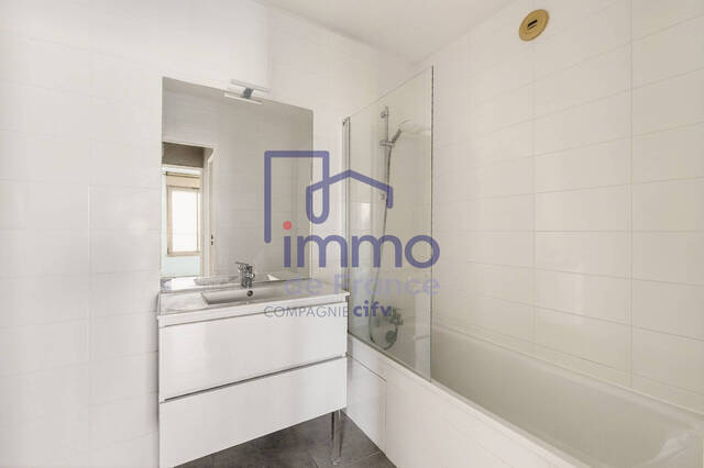 Vente Appartement 2 pièces 65.49 m² LYON 69007