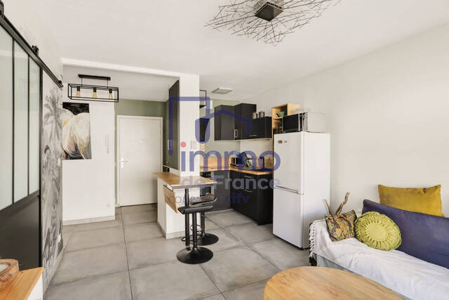 Sale Apartment 2 rooms 34.76 m² Villeurbanne 69100