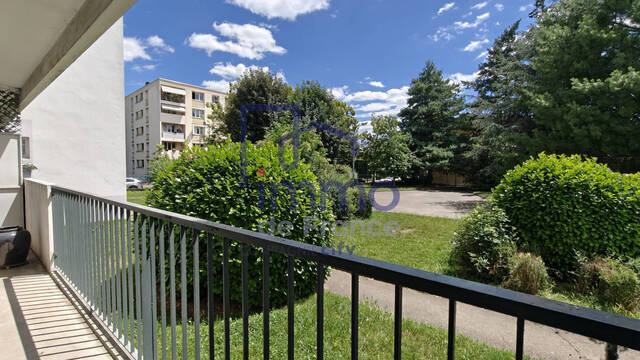 Vente Appartement 4 pièces 82.89 m² Villeurbanne 69100