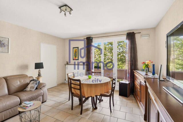 Vente Appartement 4 pièces 83 m² Lyon 8e Arrondissement 69008