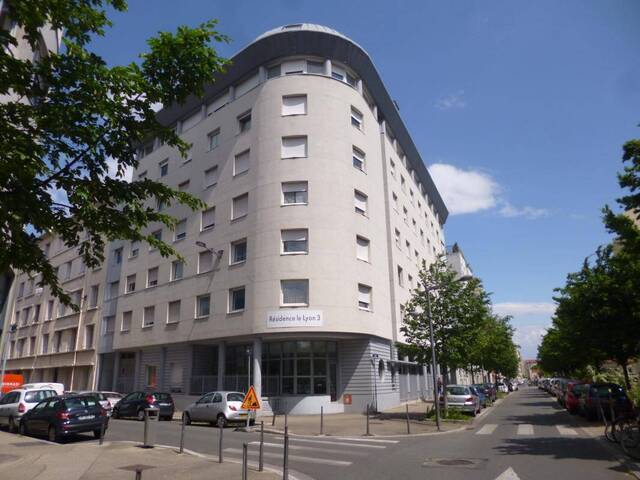 Location Appartement studio 1 pièce 17 m² Lyon 8e Arrondissement 69008 LYON 8