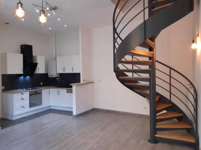 Location Appartement t4 91 m² Villefranche-sur-Saône 69400