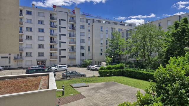 Location Appartement studio 1 pièce 20 m² Lyon 7e Arrondissement 69007