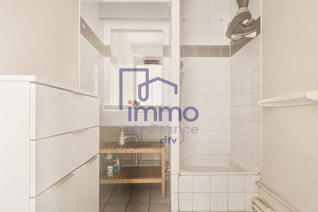 Vente Appartement 1 pièce 27 m² LYON 69007