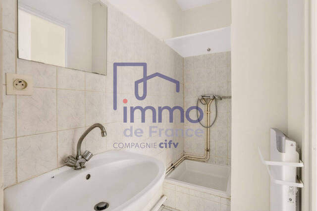 Vente Appartement 1 pièce 27 m² LYON 69007