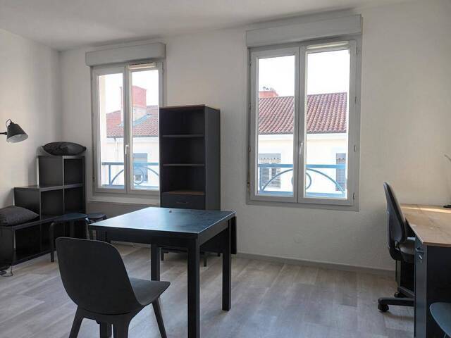 Location Appartement t1 24 m² Lyon 7e Arrondissement 69007 LYON 7