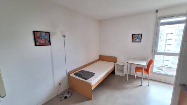 Location Appartement studio 1 pièce 19 m² Lyon 7e Arrondissement 69007