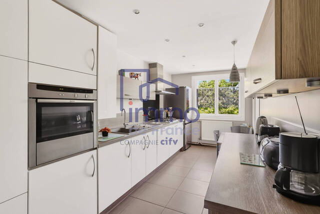 Vente Appartement 4 pièces 83 m² Lyon 8e Arrondissement 69008