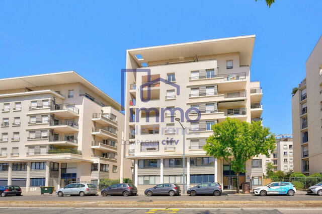 Vente Appartement 2 pièces 51 m² Lyon 8e Arrondissement 69008