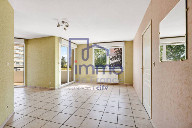 Vente Appartement 2 pièces 49 m² Saint-Fons 69190