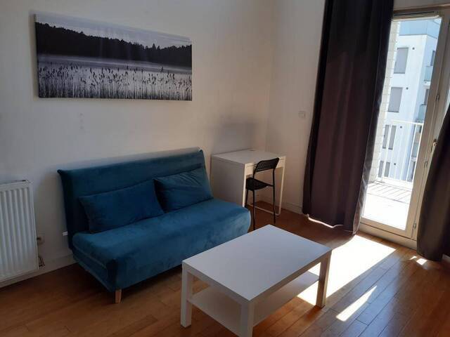 Location Appartement studio 1 pièce 33 m² Lyon 8e Arrondissement 69008
