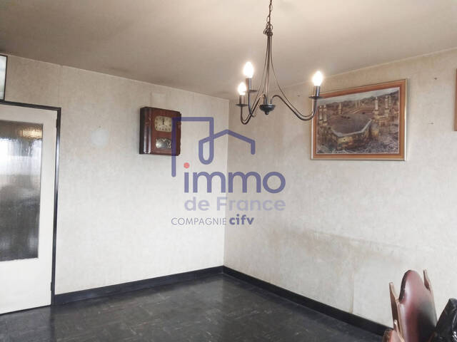 Vente Appartement 4 pièces 82 m² Vénissieux 69200