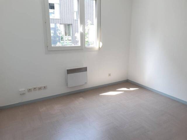 Location Appartement studio 1 pièce 18 m² Lyon 8e Arrondissement 69008 LYON 8