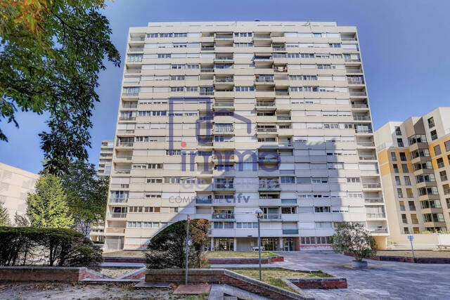 Vente Appartement 4 pièces 90 m² Villeurbanne 69100
