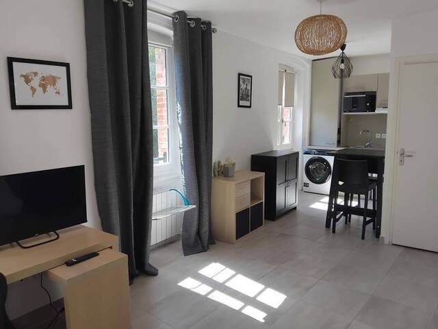 Location Appartement studio 1 pièce 22 m² Lyon 5e Arrondissement 69005