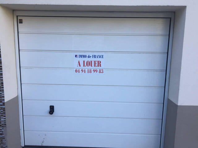 Location stationnement parking / box à Toulon (83200)