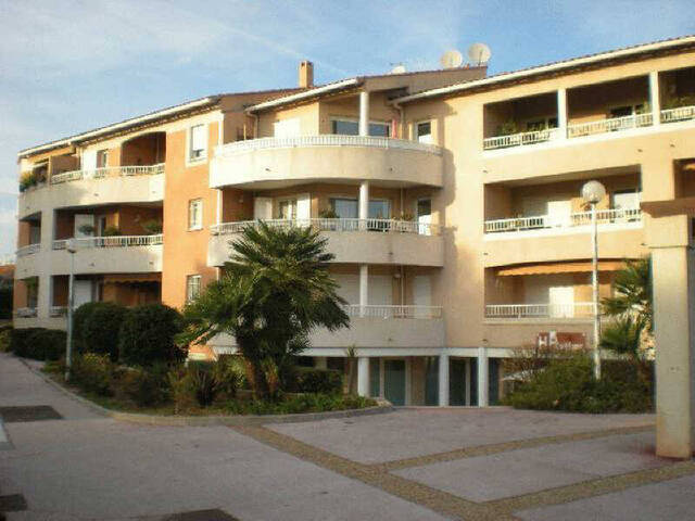 Location appartement 2 pièces 31.51 m² à Carqueiranne (83320)