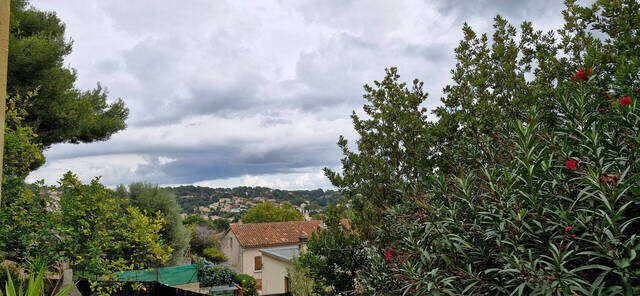 Location appartement 1 pièce 35 m² à Six-Fours-les-Plages (83140)