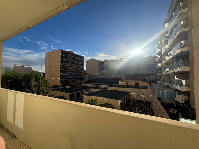 Location Appartement 5 pièces 81.39 m² Toulon (83000)