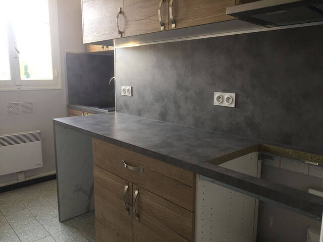 Location appartement 3 pièces 51.29 m² à Toulon (83200)