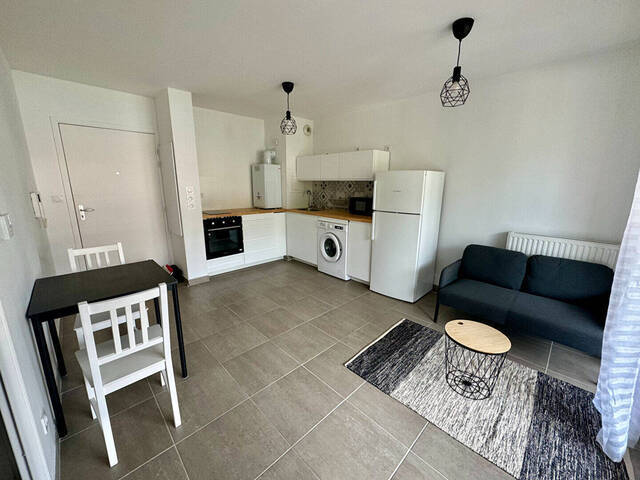 Location appartement 2 pièces 35.87 m² à Toulon (83100)