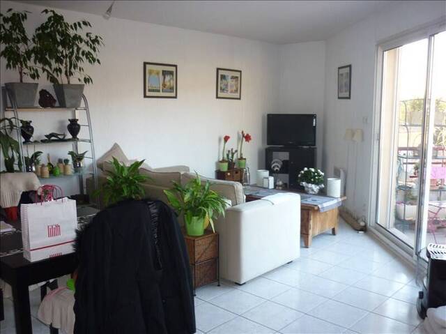 Location Appartement 3 pièces 63 m² Carqueiranne (83320)