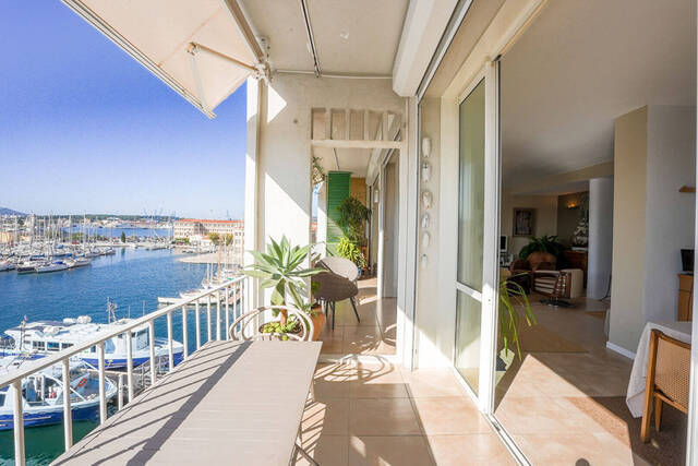 Vente appartement 4 pièces 106 m² à Toulon (83000)