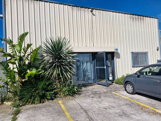 Vente Local commercial Carqueiranne (83320)