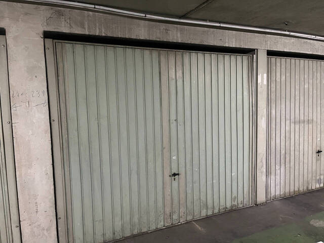 Location stationnement parking / box à Toulon (83000)