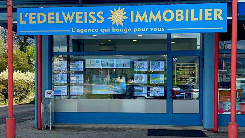 Buy buisness murs commerciaux 3 rooms 280 m² in Bellevaux 74470 295 000 €