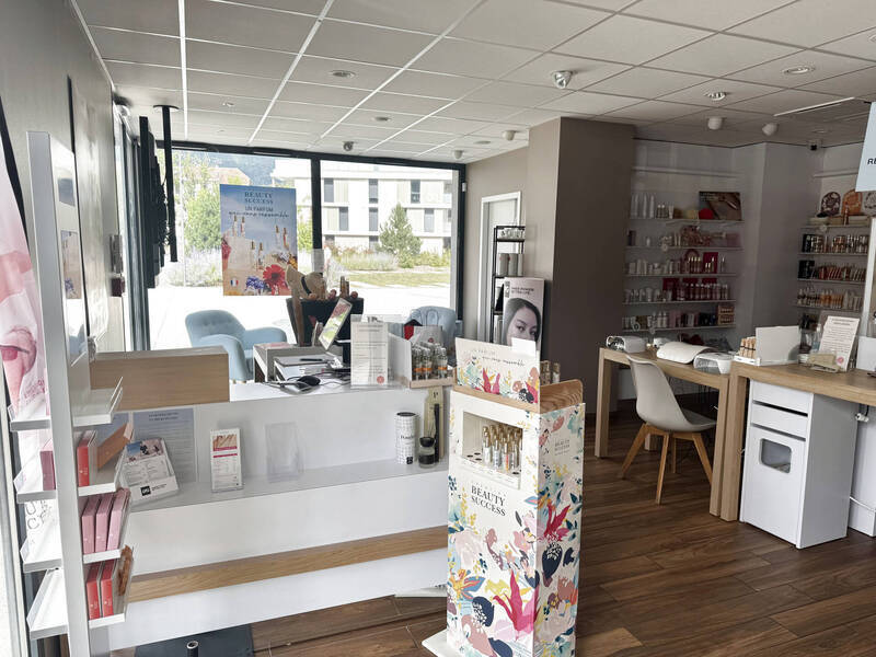 Vente fonds de commerce 130 m² à Saint-Jorioz 74410 145 000 €