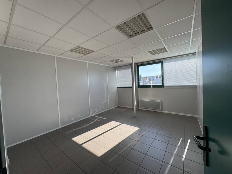 Vente local d'activité 1380 m² à Fillinges 74250 Axe Fillinges Findrol 2 900 000 €