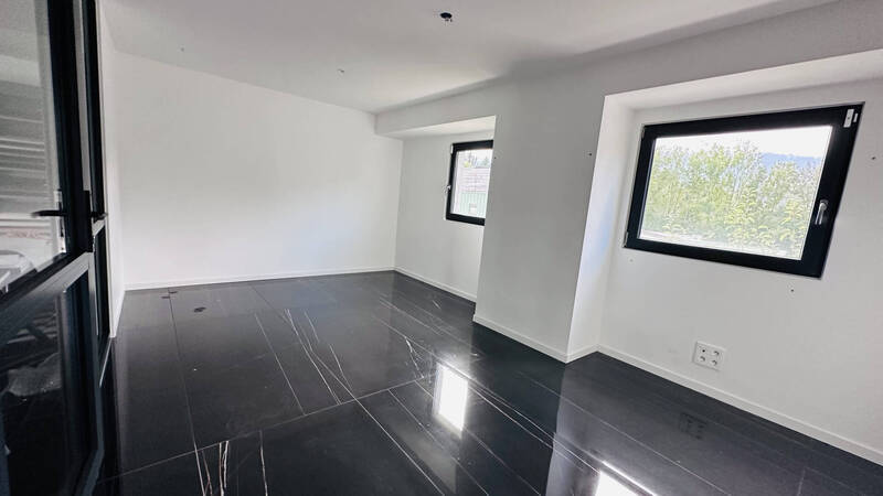 Vente local commercial 347 m² à Amancy 74800 260 000 €