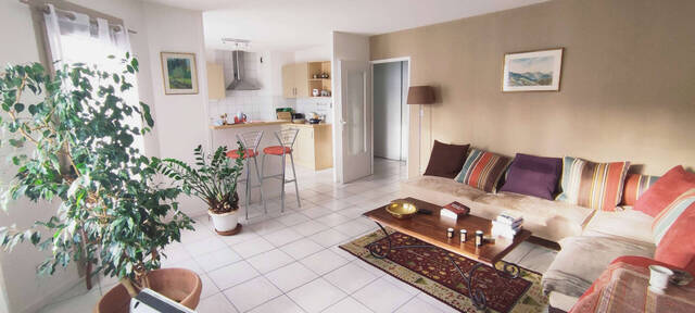 Vendu Appartement 3 pièces 70 m² Vétraz-Monthoux 74100