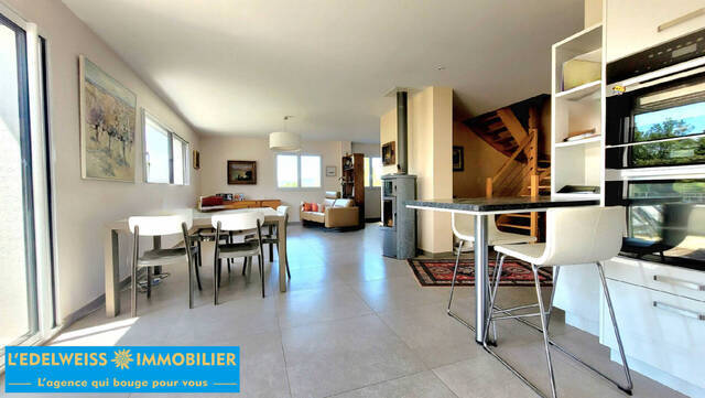 Vente Maison 5 pièces 157 m² Montcel 73100