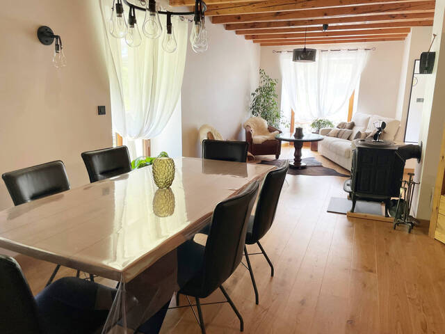 Vente Maison ferme 5 pièces 176 m² Le Petit-Bornand-les-Glières 74130