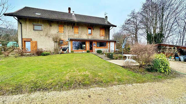 Vente Maison 9 pièces 250 m² La Roche-sur-Foron 74800