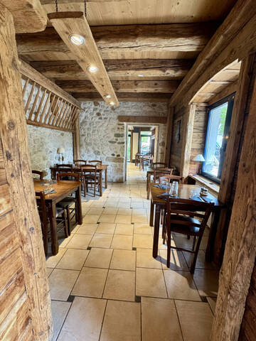 Sale Buisness fonds de commerce 1 room 150 m² Cruseilles 74350 Hauteur De Cruseilles